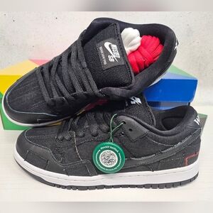 Nike SB Dunk Low "Wasted Youth"